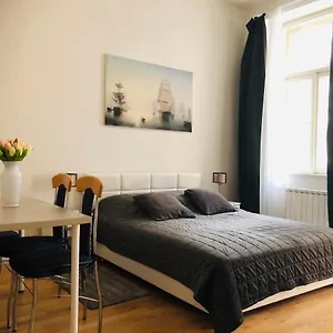 Modern Cozy In Appartamento